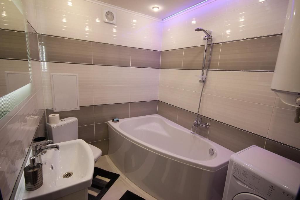 Апартаменты Day&Night Apartment Мариуполь-35